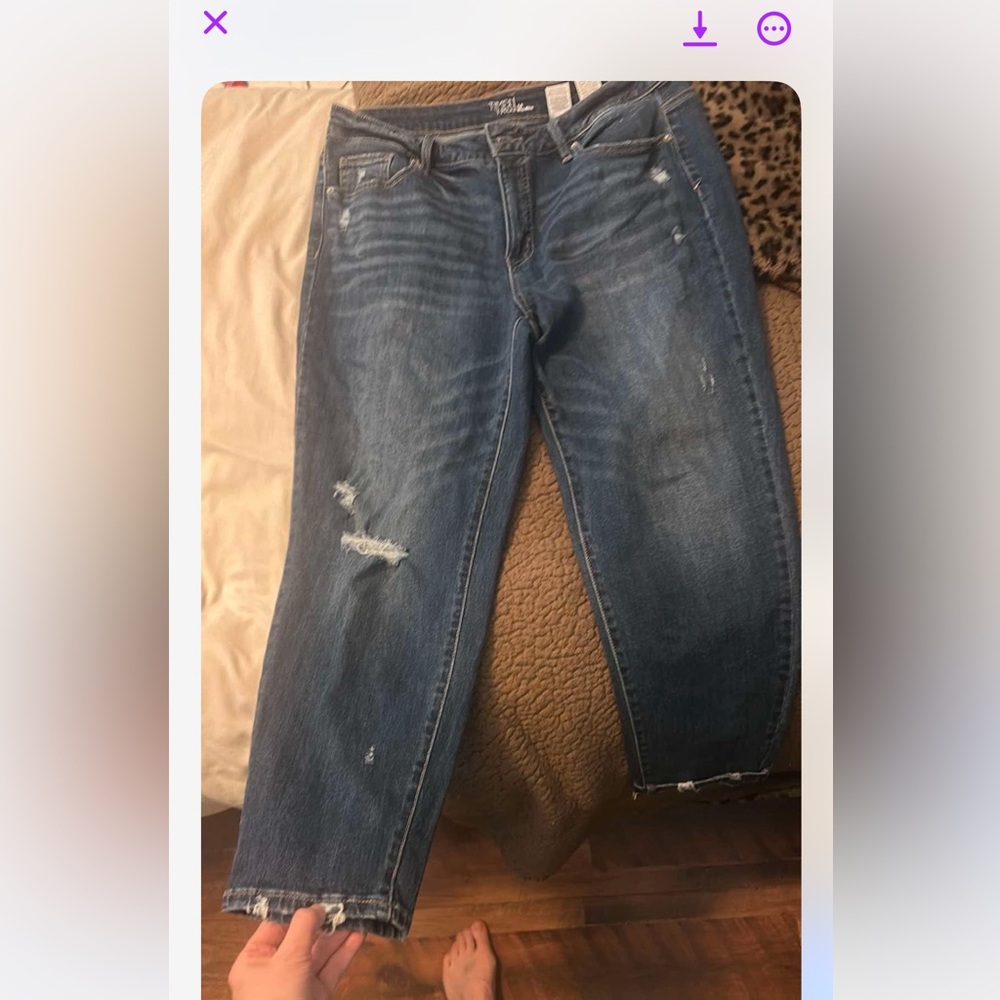 Boyfriend cut cropped jeans